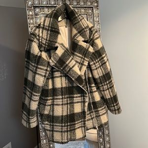 Teddy Jacket by Amaryllis. Gray and cream plaid.